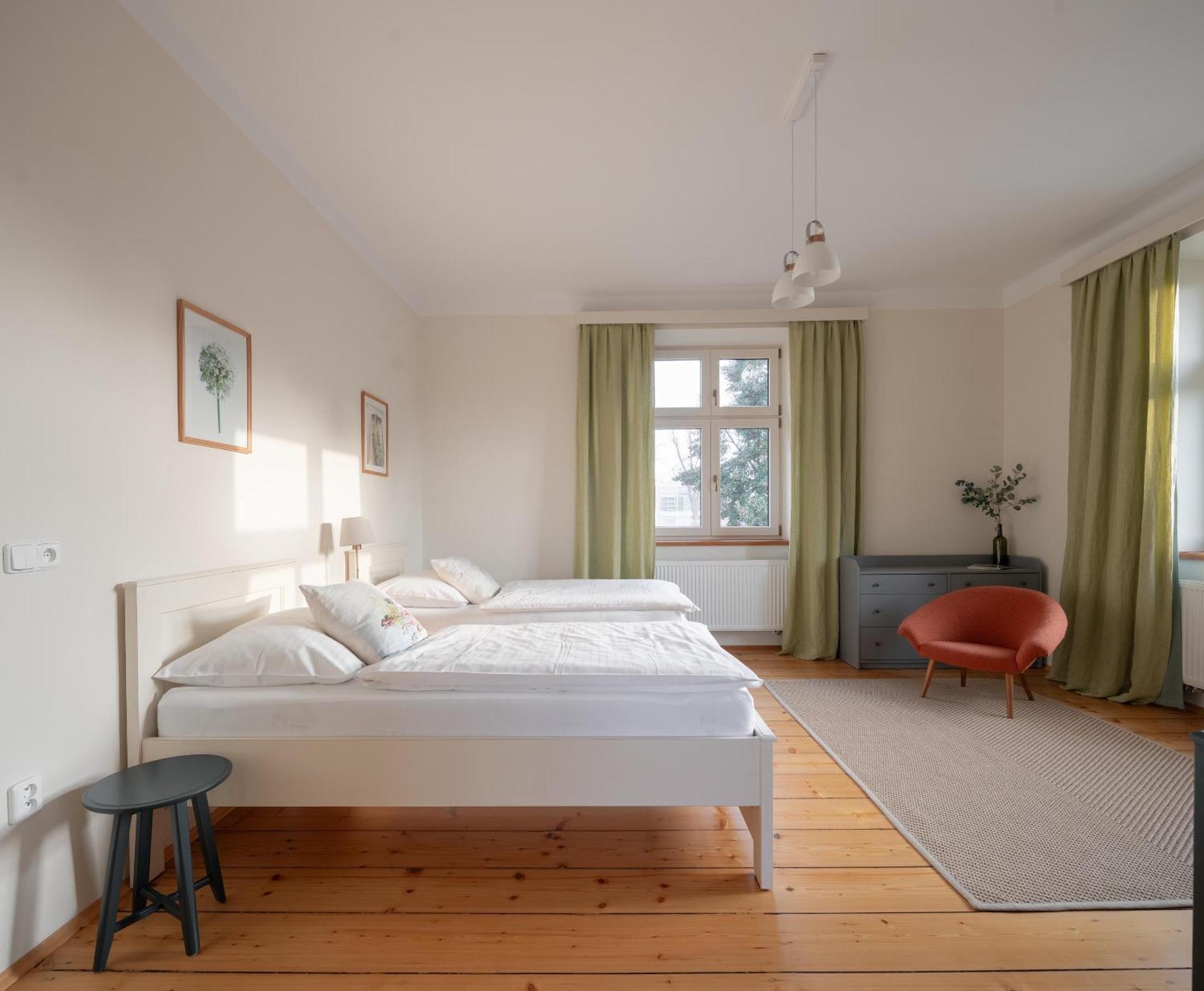 Vila Nmnm Nove Mesto na Morave Exteriör bild